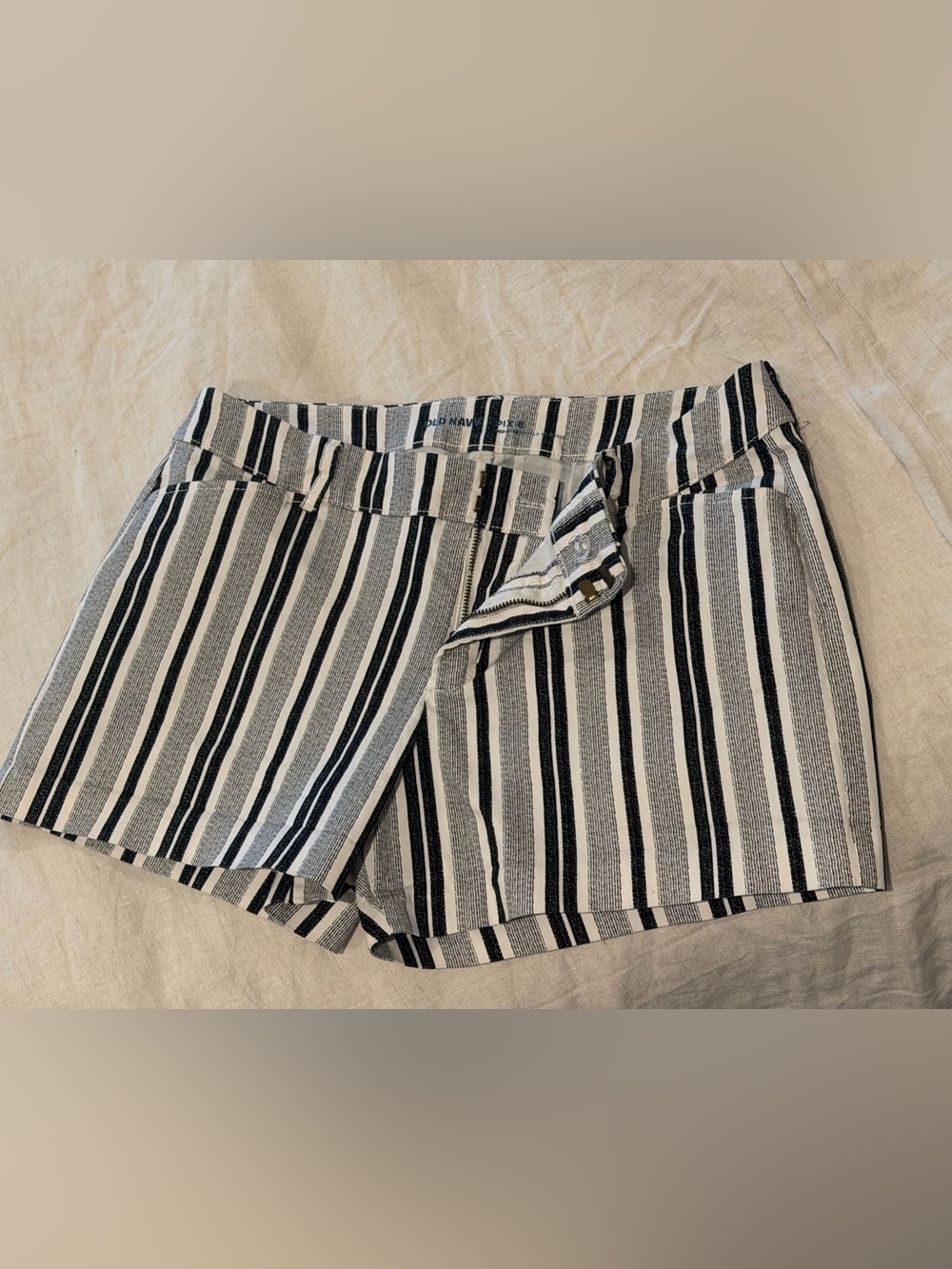 Striped Navy & White Women’s Shorts Old Navy Pixie